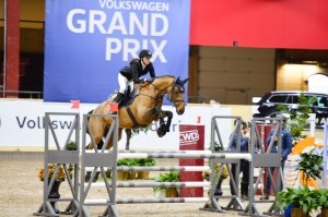 Can Can Flyinge Indoor